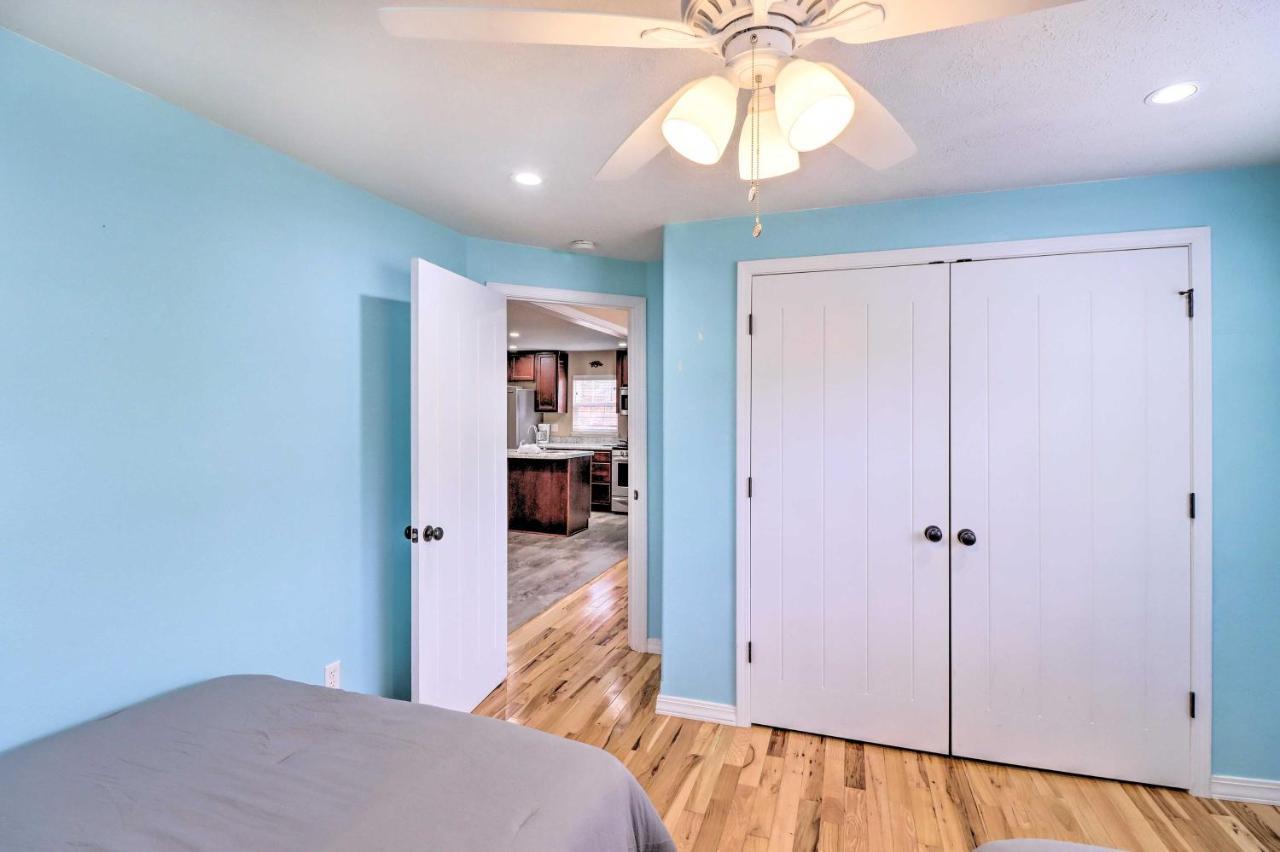 Remodeled Harrison Retreat Less Than 6 Mi To Town! Exterior photo